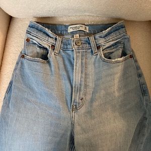 Abercrombie The Ankle Straight Ultra High Rise Jeans Size 24R Curve Love